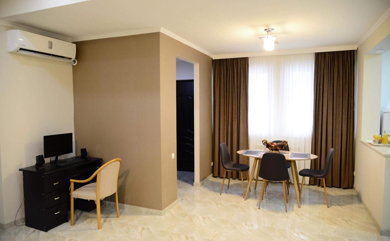Gng Apartment Tbilisi Eksteriør bilde