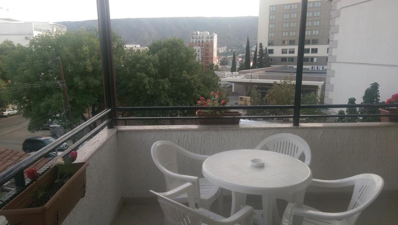 Gng Apartment Tbilisi Eksteriør bilde